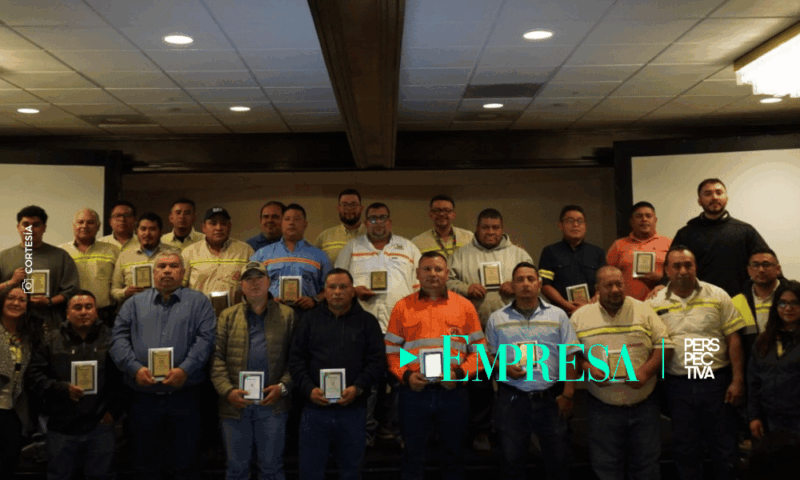 Progreso reconoce a pilotos destacados por su compromiso con la seguridad vial