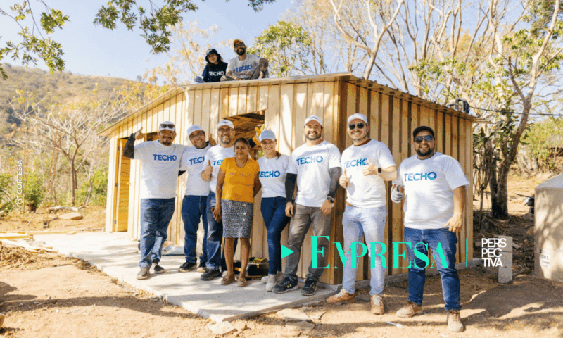 McDonald’s y TECHO entregan viviendas a familias de Villa Canales