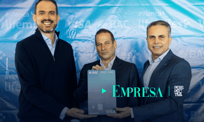 BAC, LifeMiles y Visa presentan tarjeta empresarial para convertir compras en viajes
