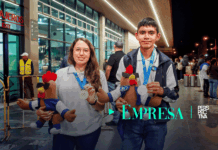 Colegio Castillo Córdova gana plata y bronce en la Olimpiada Mundial de Matemáticas Estudiantes del Colegio Castillo Córdova ganan medallas de plata y bronce en la Olimpiada Mundial de Jóvenes Matemáticos en Bali.
