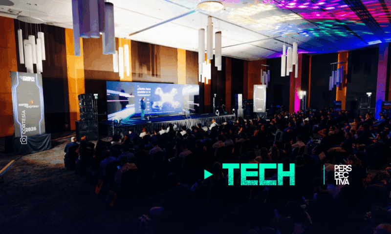 Lleno total durante las plenarias sobre inteligencia artificial y comercio electrónico en el Día del Comercio Digital 2026.