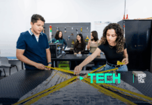 El Laboratorio Aeroespacial de UVG lanza convocatoria para la «Academia Aeroespacial UVG» Integrantes del Laboratorio Aeroespacial de UVG durante el desarrollo de tecnología de nanosatélites