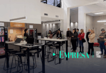 ADEN transforma un café en un laboratorio real de inteligencia artificial Instalaciones de Café SofIA, el laboratorio vivo de inteligencia artificial desarrollado por ADEN Business School.